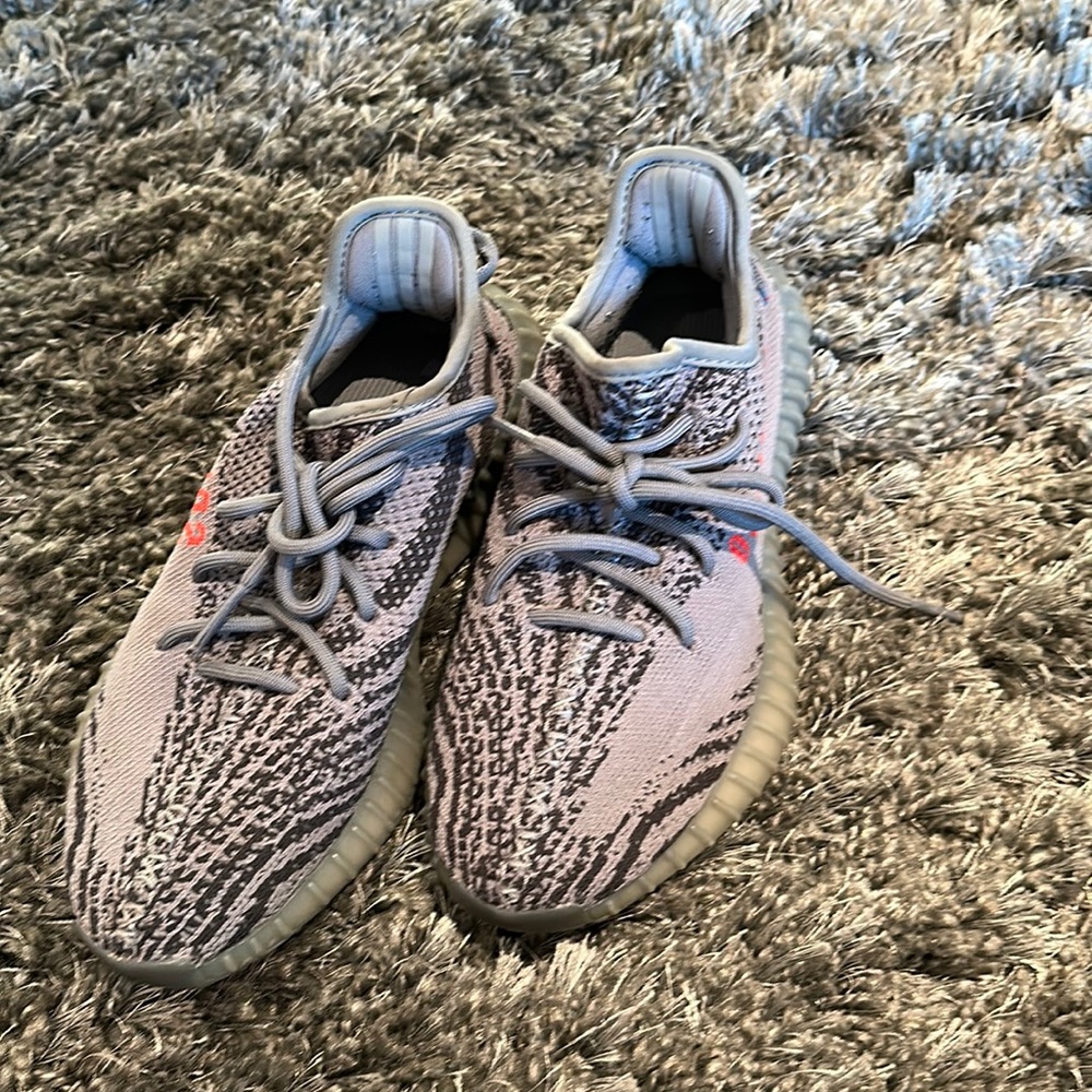 Yeezy beluga